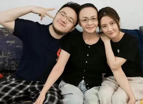 娱乐八卦直播吃瓜的内容是真是假,直播吃瓜,真相还是谣言? 第2张 娱乐八卦直播吃瓜的内容是真是假,直播吃瓜,真相还是谣言? 第2张